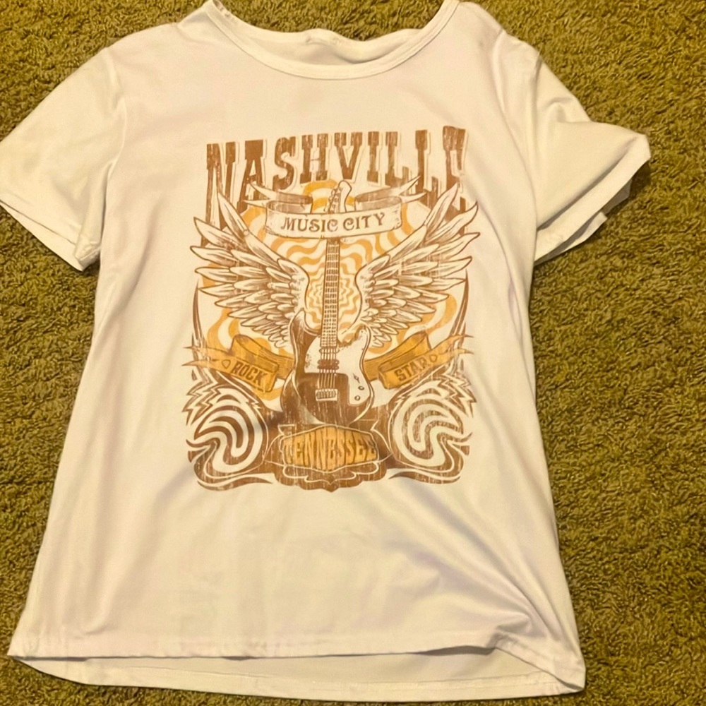 Nashville Graphic Tee